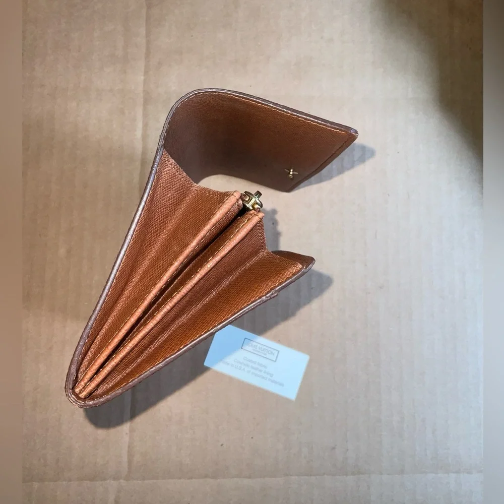 ✅AUTHENTIC LONG SARAH WALLET LOUIS VUITTON - Picture 11 of 13